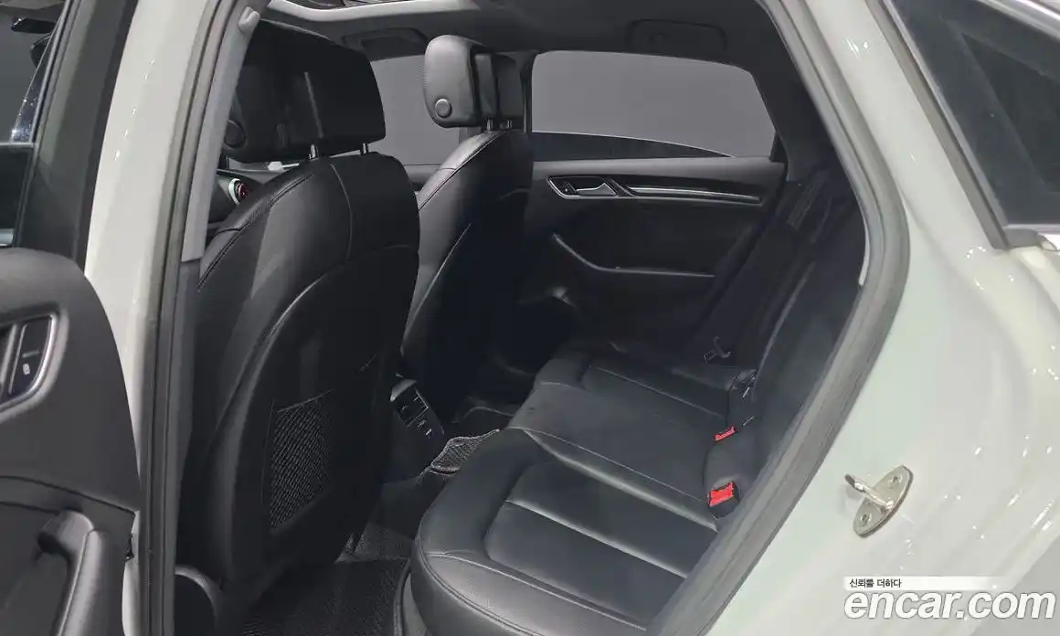 Audi A3 2018 2.0 гидро в Москве № 823092, фото 12