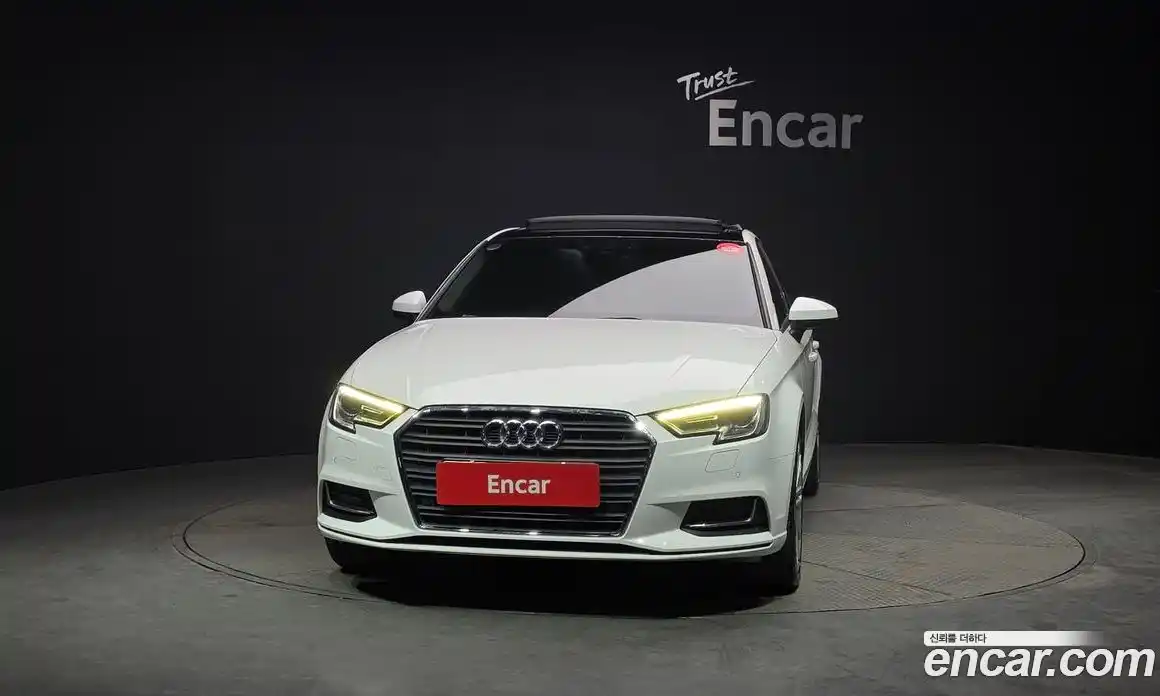 Audi A3 2018 2.0 гидро в Москве № 823092, фото 3