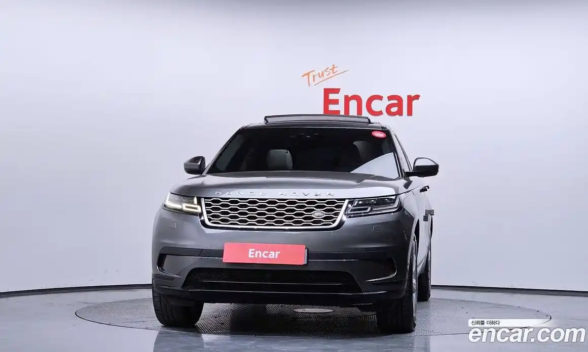 Land Rover Range-Rover Velar 2018 2.0 гидро в Москве № 825018, фото 3