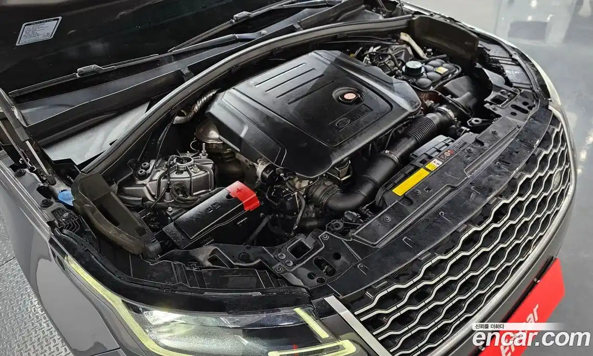 Land Rover Range-Rover Velar 2018 2.0 гидро в Москве № 825018, фото 6
