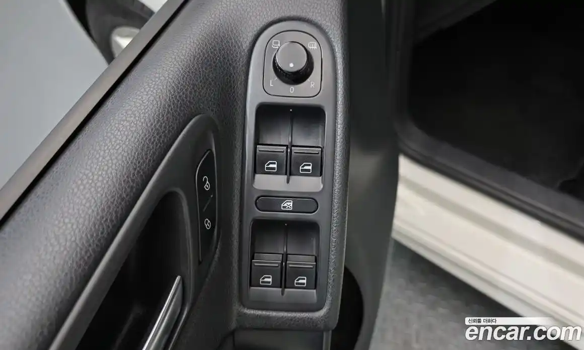 Volkswagen Golf 2013 1.6 гидро в Москве № 826294, фото 14