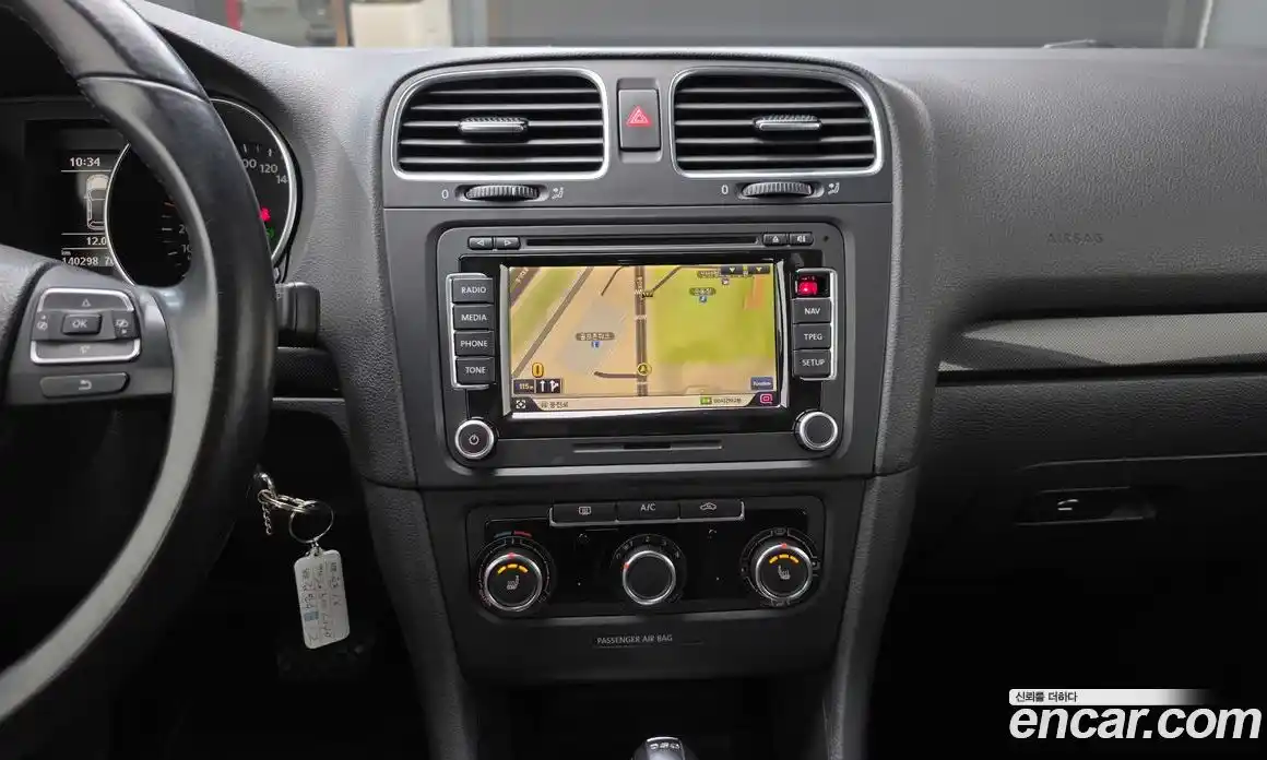 Volkswagen Golf 2013 1.6 гидро в Москве № 826294, фото 16