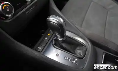 Volkswagen Golf 2013 1.6 гидро в Москве № 826294, миниатюра 9
