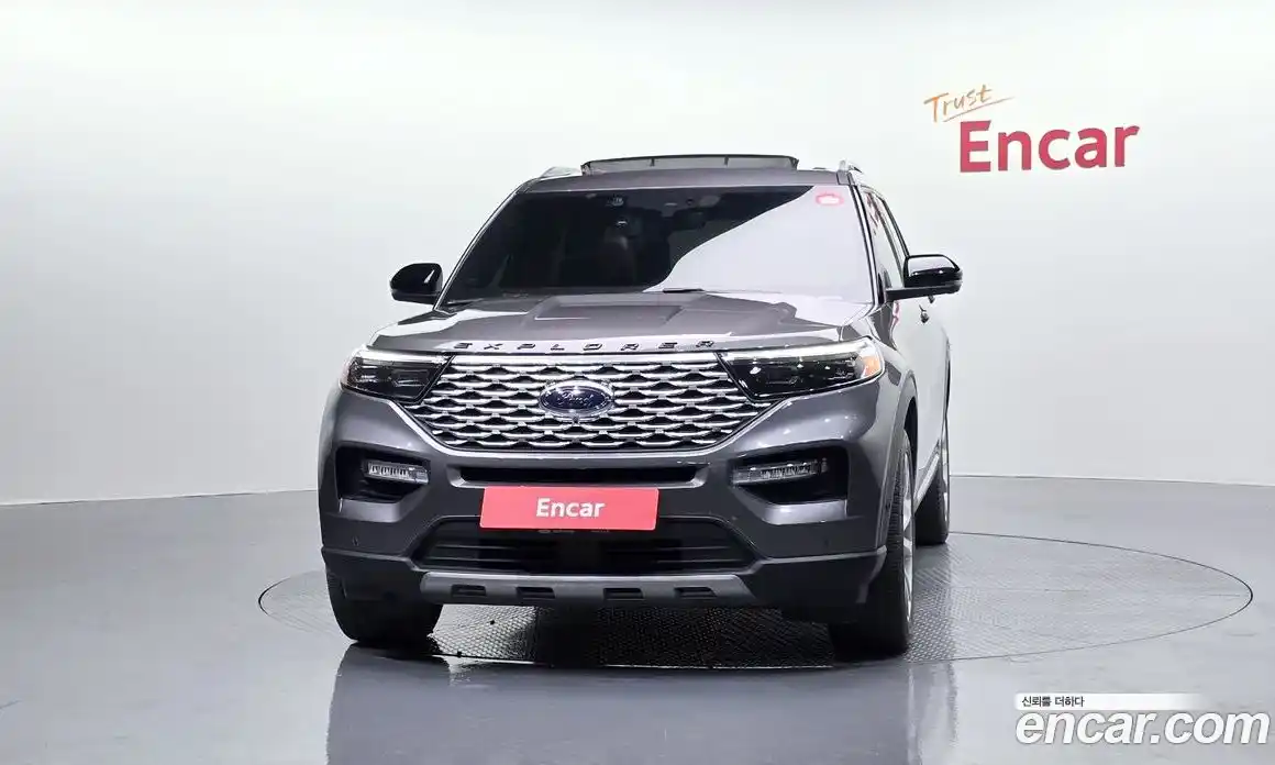 Ford Explorer 2023 3.0 гидро в Москве № 826941, фото 3