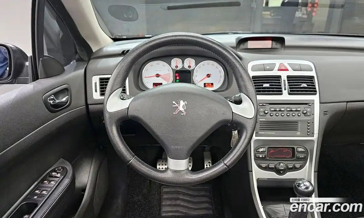 Peugeot 307 2004 2.0 механика в Москве № 827476, фото 13