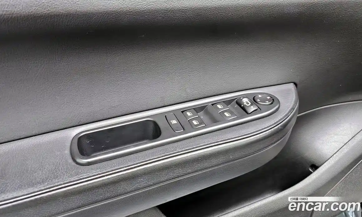 Peugeot 307 2004 2.0 механика в Москве № 827476, фото 15