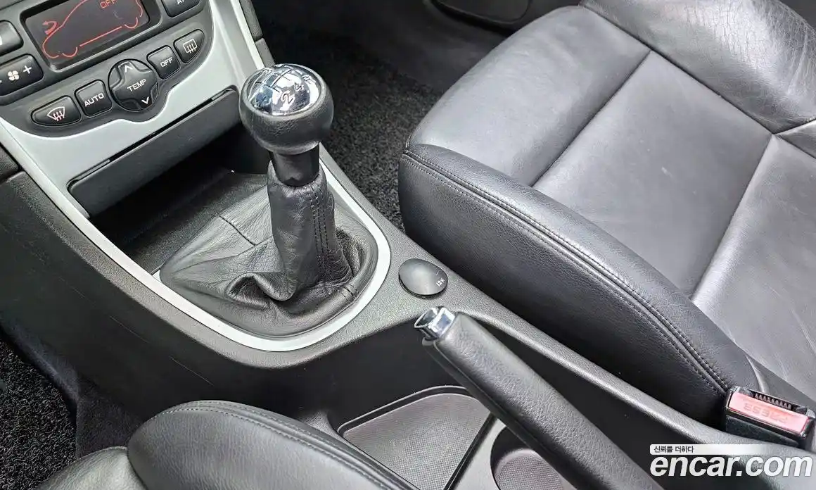 Peugeot 307 2004 2.0 механика в Москве № 827476, фото 9