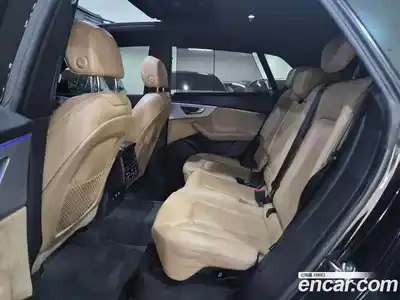 Audi Q8 2021 3.0 Автомат в Москве № 860179, миниатюра 11