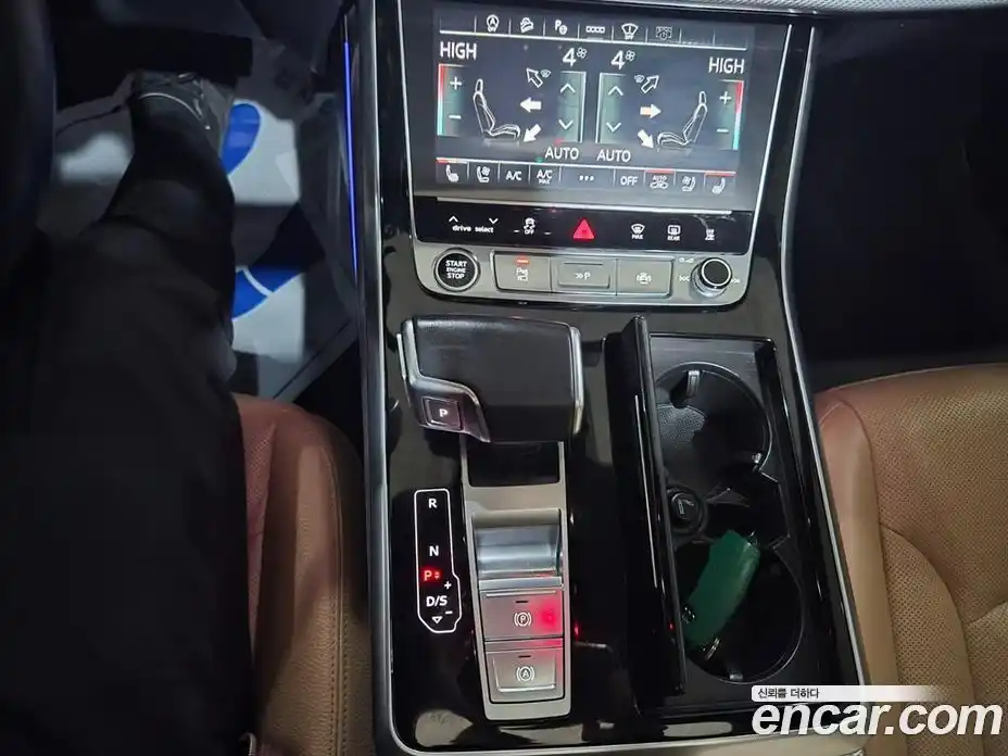 Audi Q8 2021 3.0 Автомат в Москве № 860179, фото 12