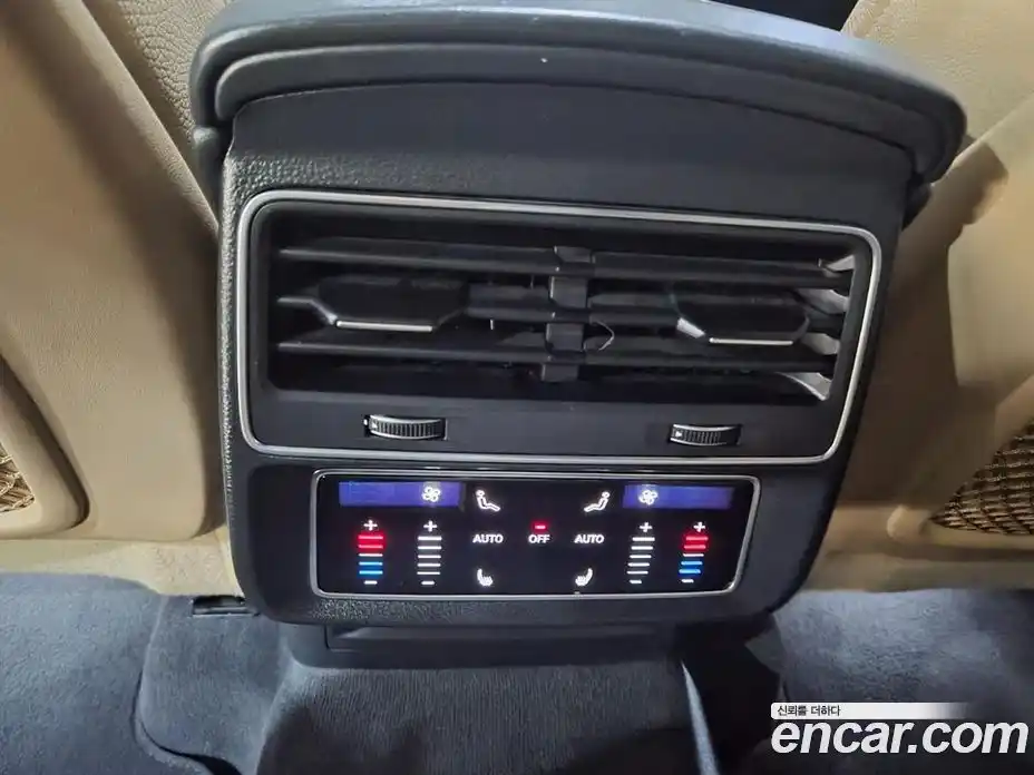 Audi Q8 2021 3.0 Автомат в Москве № 860179, фото 15