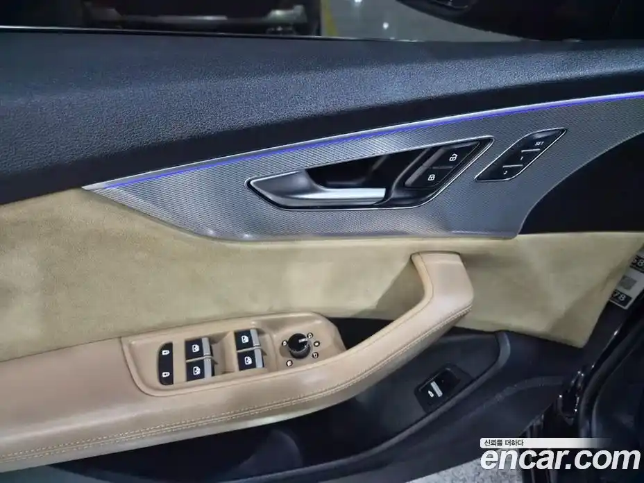 Audi Q8 2021 3.0 Автомат в Москве № 860179, фото 16