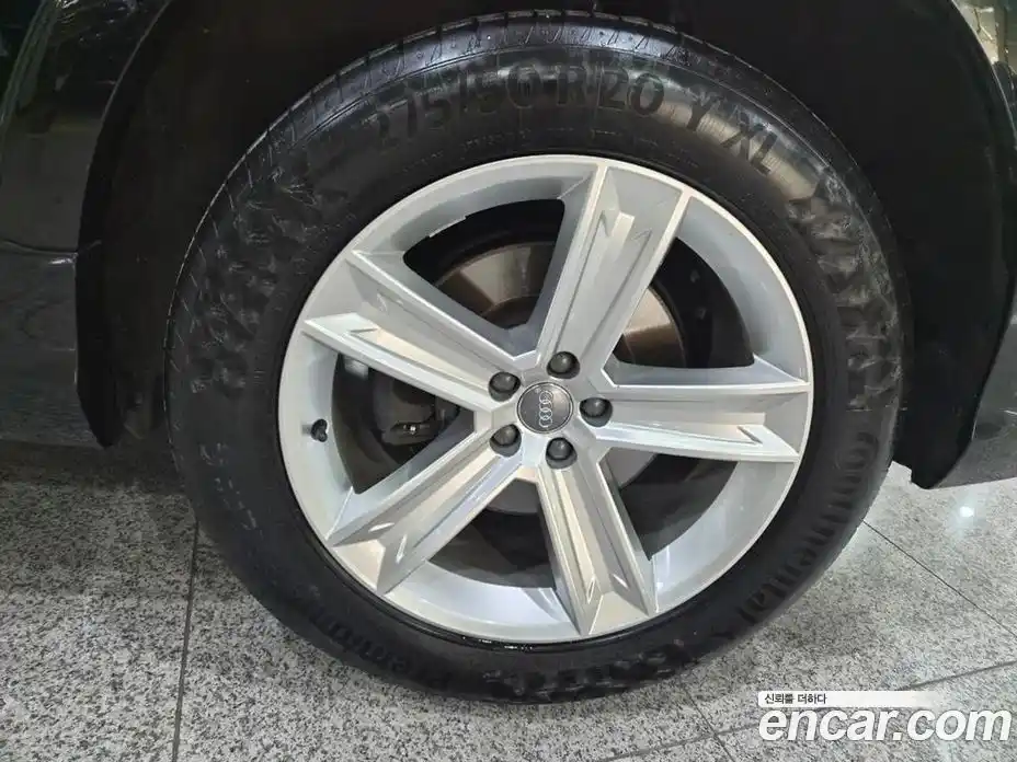 Audi Q8 2021 3.0 Автомат в Москве № 860179, фото 20