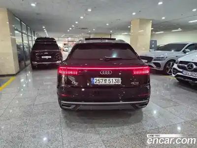 Audi Q8 2021 3.0 Автомат в Москве № 860179, миниатюра 4
