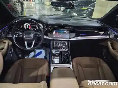 Audi Q8 2021 3.0 Автомат в Москве № 860179, миниатюра 7