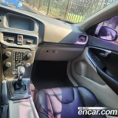 Volvo V40 2014 2.0 гидро в Москве № 860513, миниатюра 12