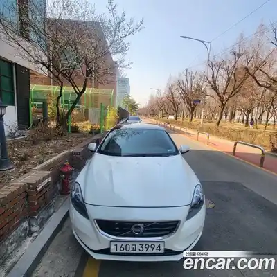 Volvo V40 2014 2.0 гидро в Москве № 860513, миниатюра 3