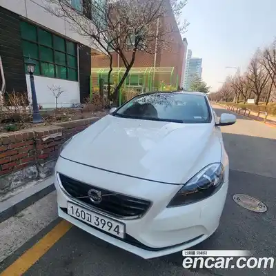 Volvo V40 2014 2.0 гидро в Москве № 860513, миниатюра 4
