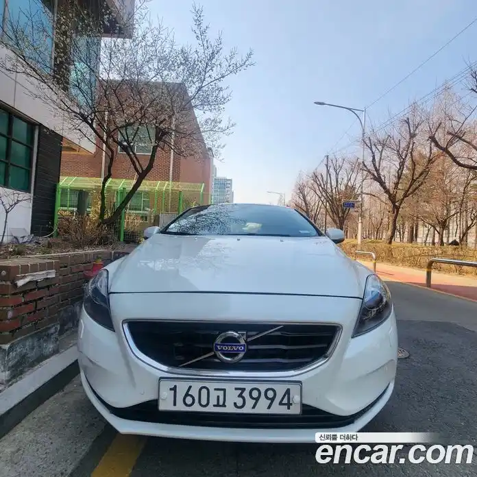 Volvo V40 2014 2.0 гидро в Москве № 860513, фото 5