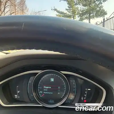 Volvo V40 2014 2.0 гидро в Москве № 860513, миниатюра 7