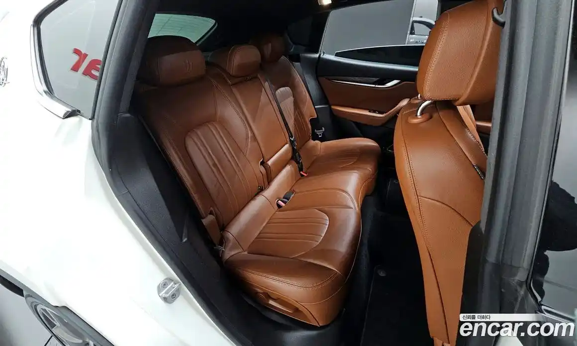 Maserati Levante 2017 3.0 гидро в Москве № 863448, фото 12