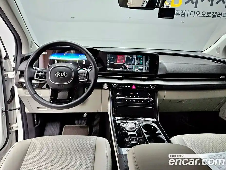 Kia Canival 2021 2.2 Автомат в Москве № 888393, фото 15