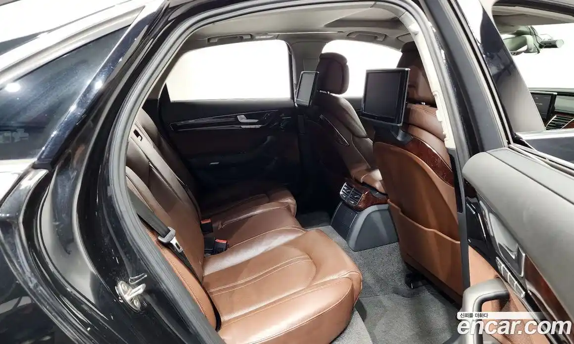 Audi A8 2011 4.2 Автомат в Москве № 894128, фото 12