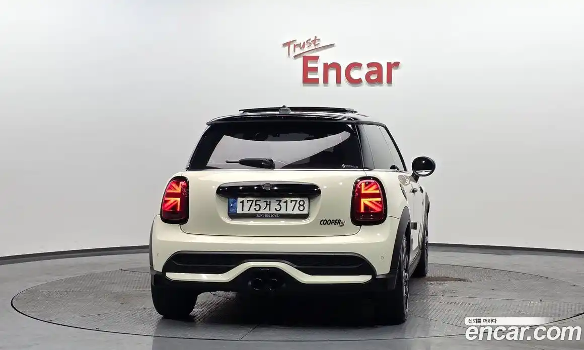Mini Cooper 2021 2.0 гидро в Москве № 895305, фото 4