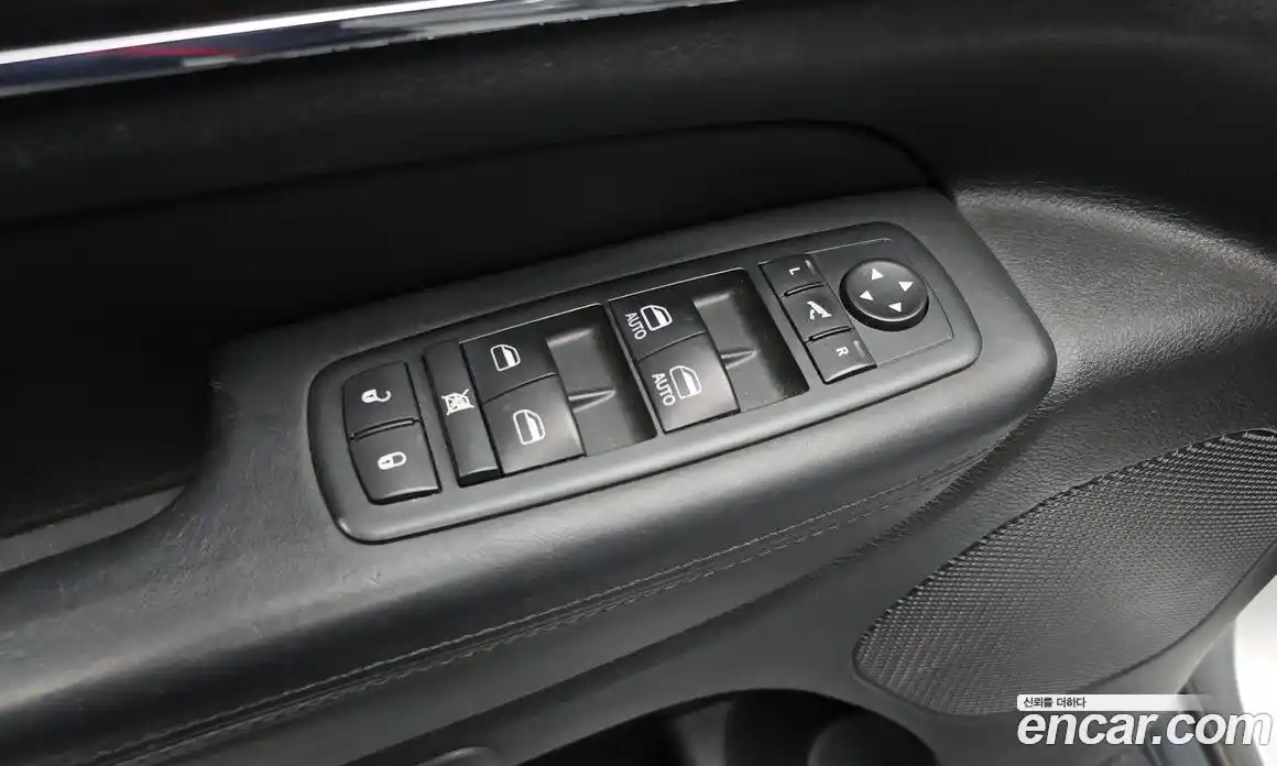 Jeep Cherokee 2012 3.0 гидро в Москве № 896641, фото 16