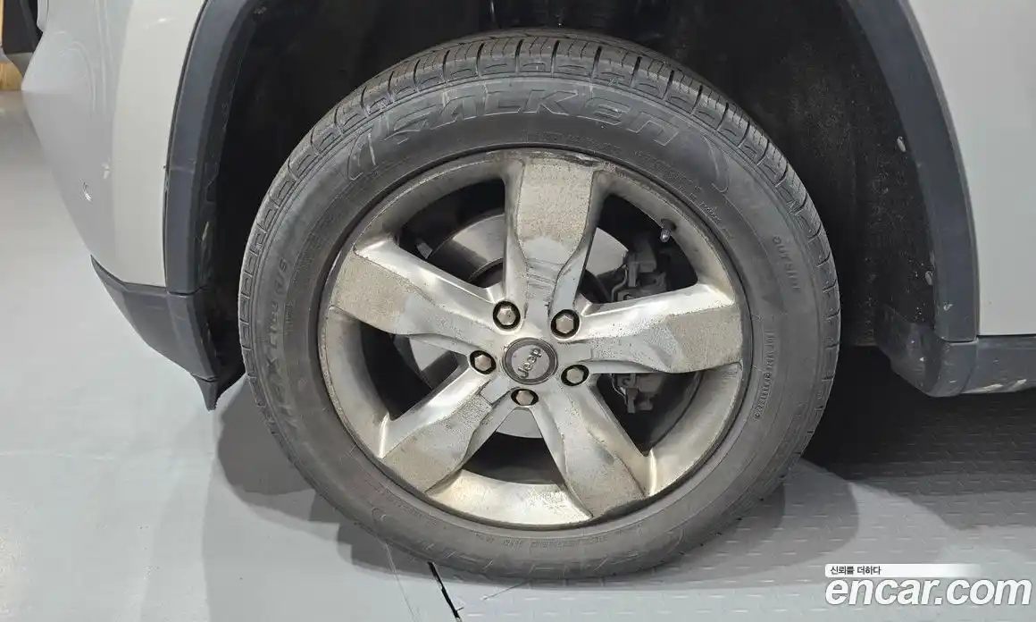Jeep Cherokee 2012 3.0 гидро в Москве № 896641, фото 5