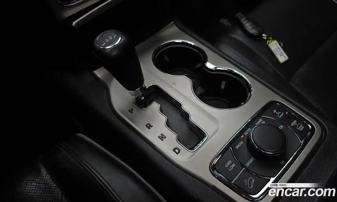 Jeep Cherokee 2012 3.0 гидро в Москве № 896641, фото 9