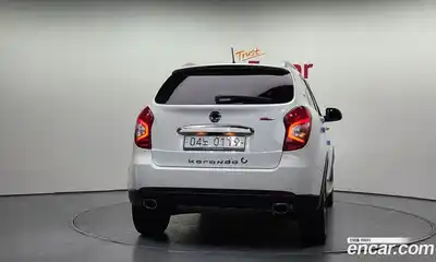 SsangYong Korando 2016 2.2 гидро в Москве № 933199, миниатюра 4