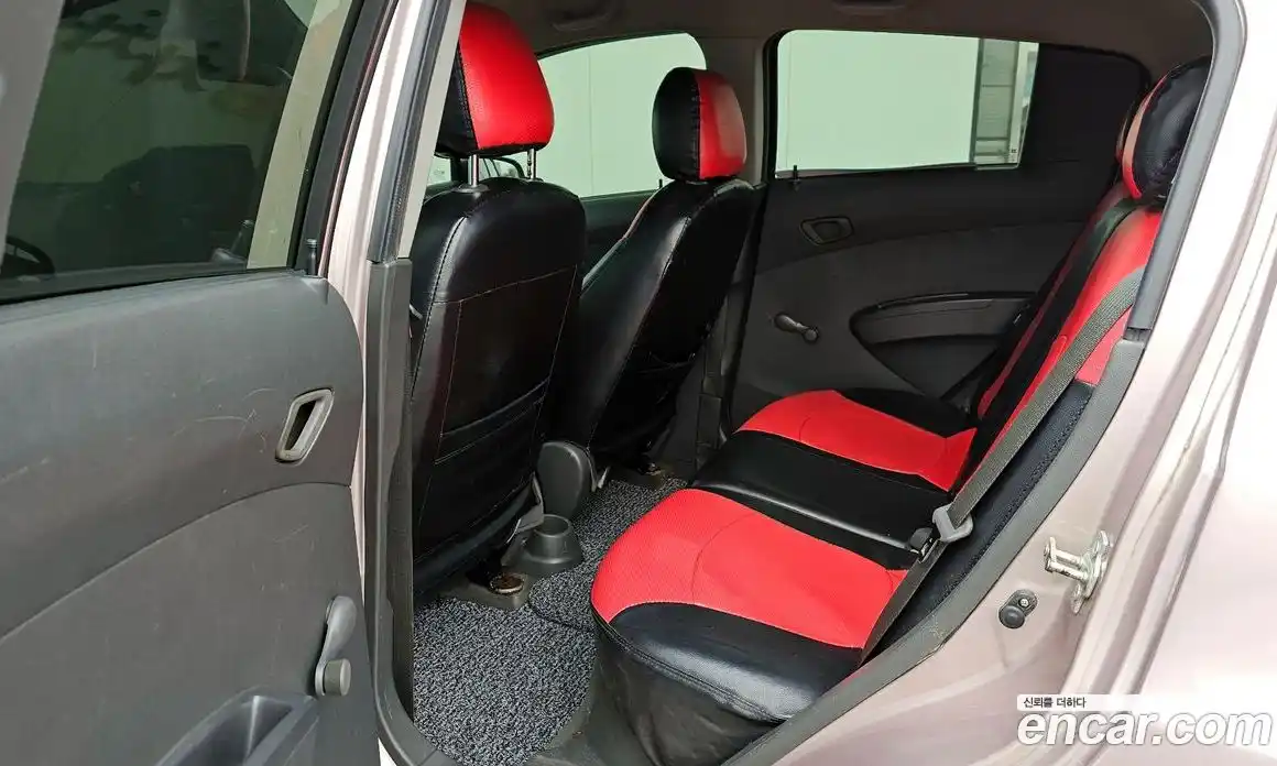 Chevrolet Matiz 2010 1.0 Автомат в Москве № 935477, фото 12