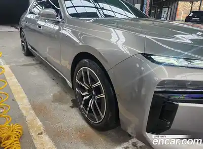BMW 7-Series 2023 3.0 гидро в Москве № 968067, миниатюра 3