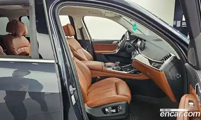BMW X7 2022 4.4 гидро в Москве № 968511, миниатюра 10