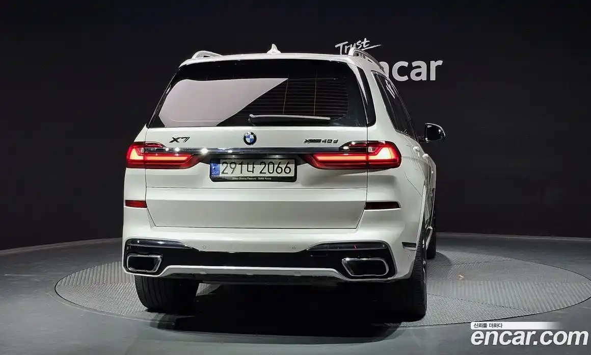 BMW X7 2021 3.0 гидро в Москве № 968883, фото 4