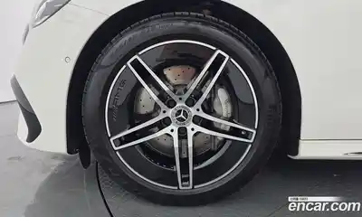 Mercedes-Benz E-Class 2025 2.0 гидро в Москве № 969212, миниатюра 5