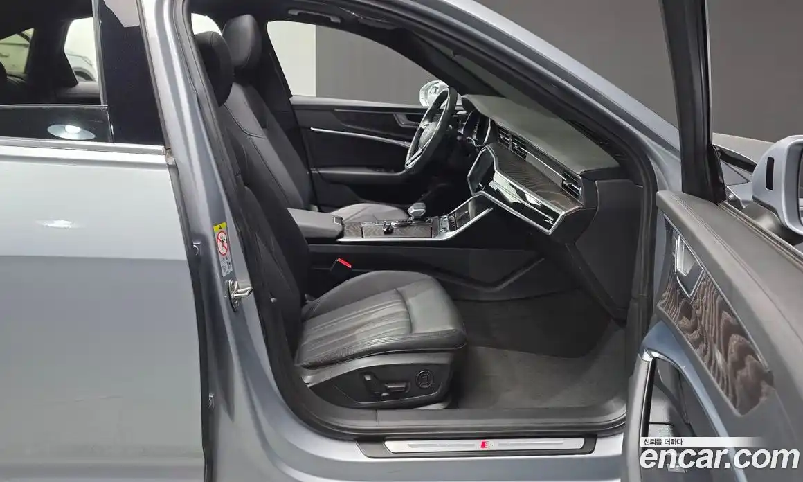 Audi A6 2021 2.0 Автомат в Москве № 970432, фото 11