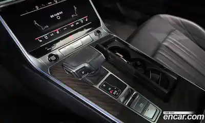 Audi A6 2021 2.0 Автомат в Москве № 970432, миниатюра 9