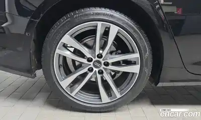 Audi A6 2023 2.0 Автомат в Москве № 970521, миниатюра 5