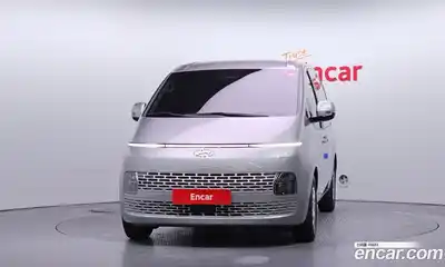 Hyundai Staria 2023 2.2 Автомат в Москве № 971729, миниатюра 3