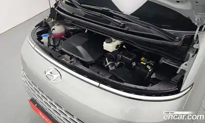 Hyundai Staria 2023 2.2 Автомат в Москве № 971729, миниатюра 6