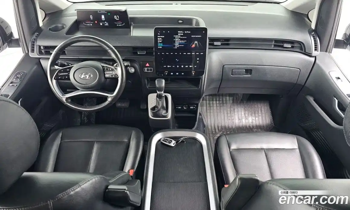 Hyundai Staria 2023 2.2 Автомат в Москве № 971729, фото 7