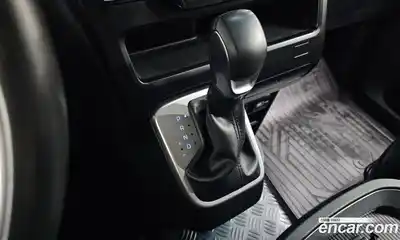 Hyundai Staria 2023 2.2 Автомат в Москве № 971729, миниатюра 9