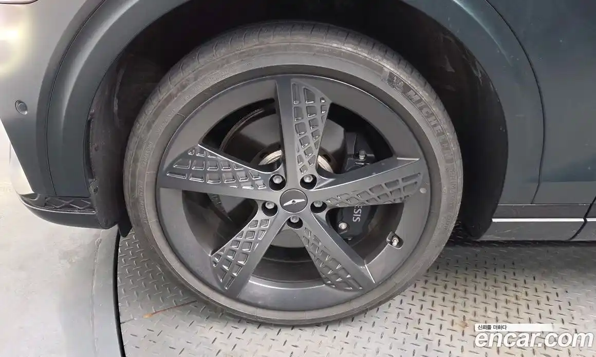 Genesis GV70 2023 2.5 Автомат в Москве № 973146, фото 4