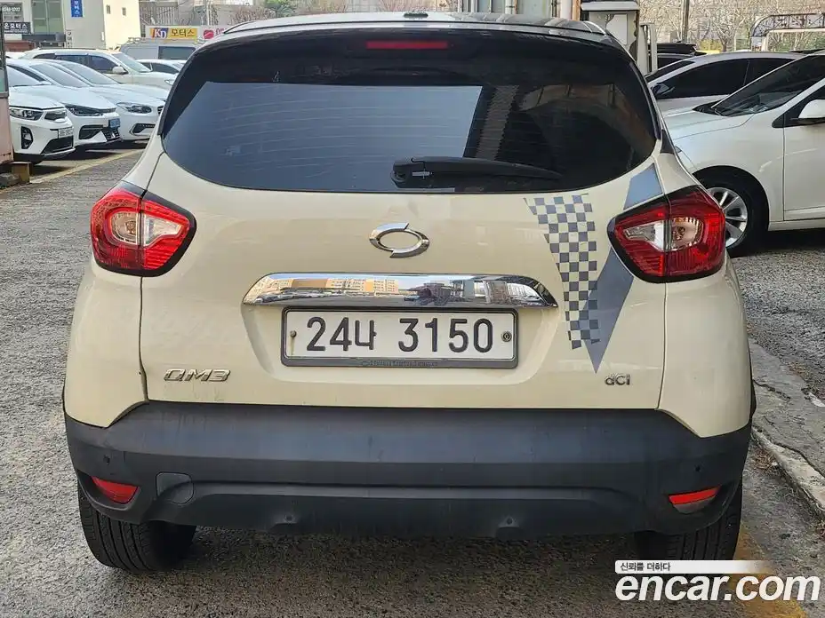 Renault QM3 2015 1.5 Автомат в Москве № 1000667, фото 3