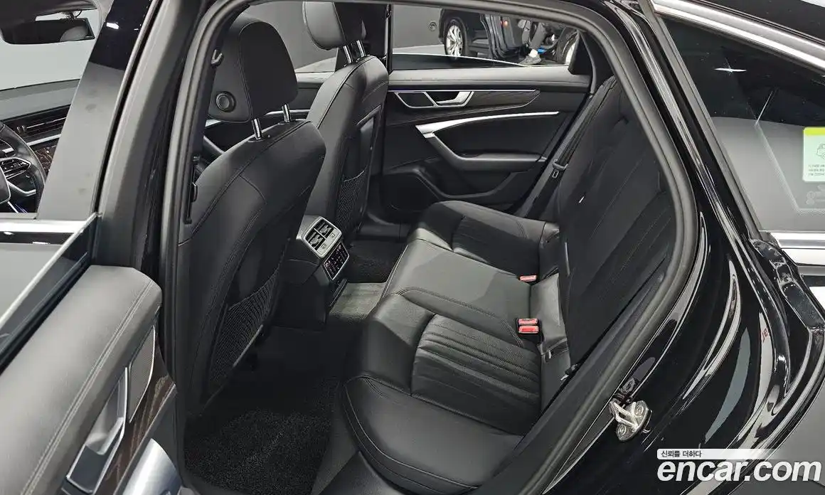 Audi A6 2021 2.0 Автомат в Москве № 1006975, фото 12