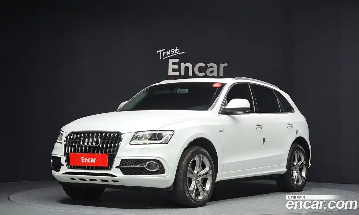 Audi Q5 2015 3.0 Автомат в Москве № 1007431, фото 1