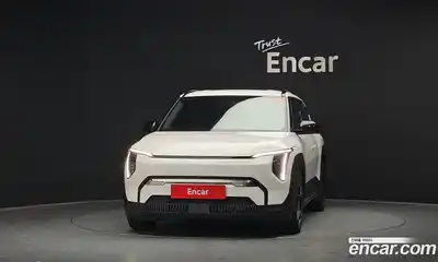 Kia EV3 2025 0.2 Автомат в Москве № 1009517, миниатюра 3