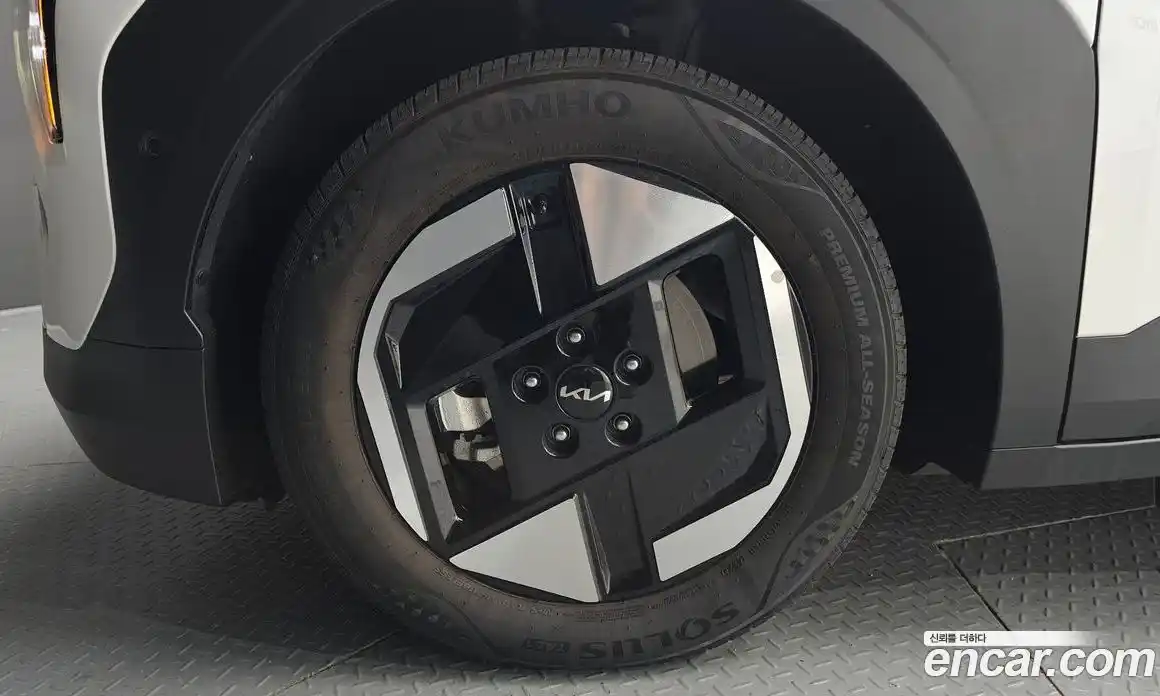 Kia EV3 2025 0.2 Автомат в Москве № 1009517, фото 5