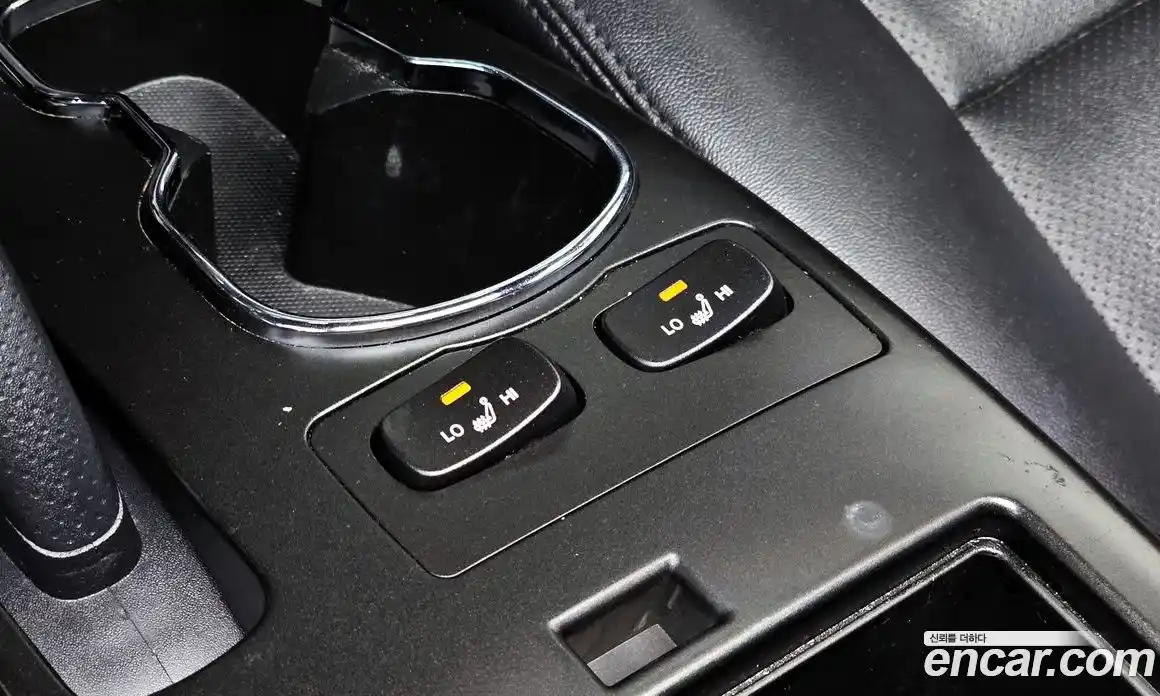 SsangYong Korando 2014 2.0 Механическая в Москве № 1011051, фото 19